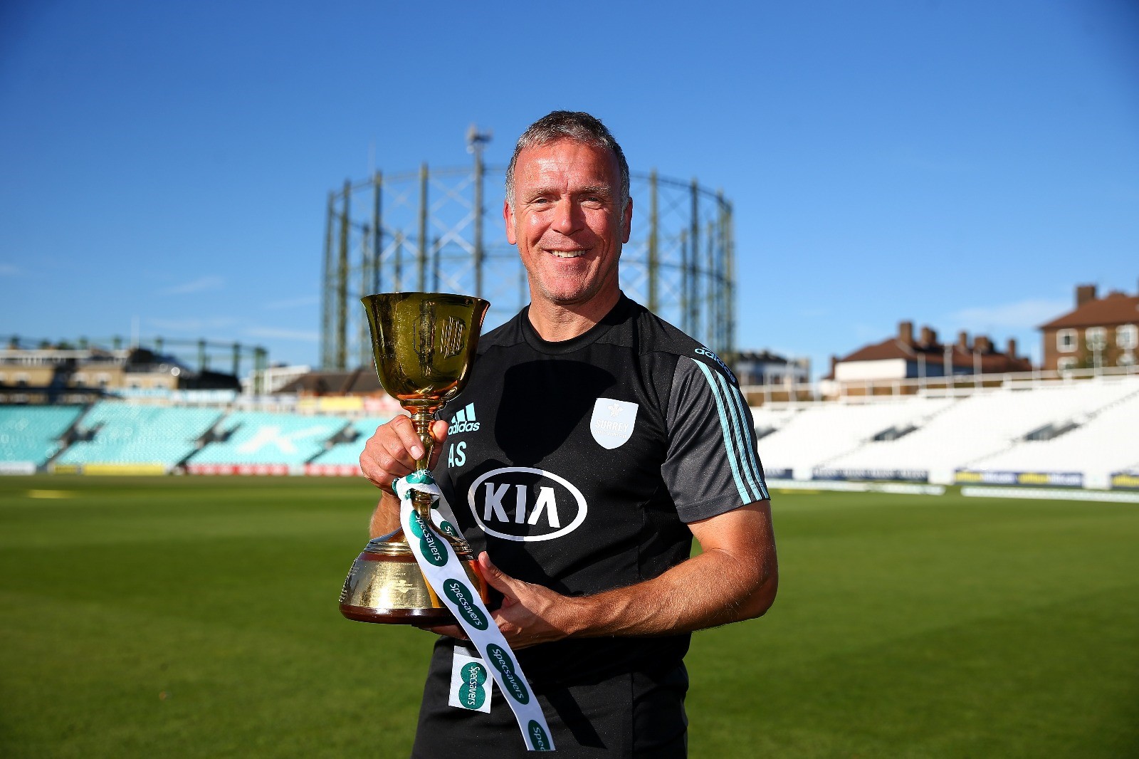 https://raisethebar.co.uk/wp-content/uploads/2024/04/ALEC-STEWART-HEADSHOT.jpg