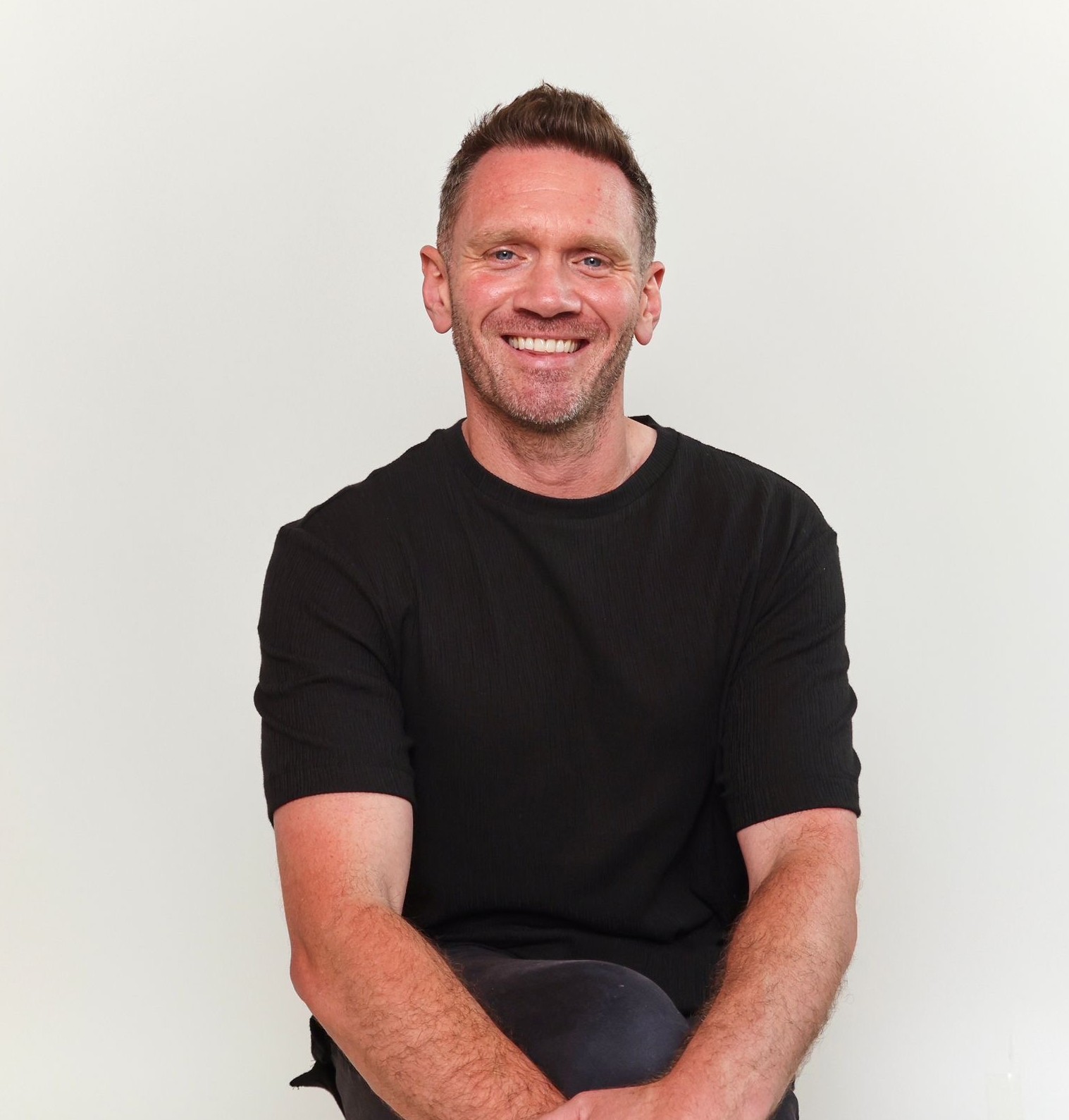 https://raisethebar.co.uk/wp-content/uploads/2025/03/Dean_Leak_RTB-Image-3.jpg