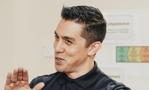 https://raisethebar.co.uk/wp-content/uploads/2025/05/Paul-1-e1746179798974.jpeg