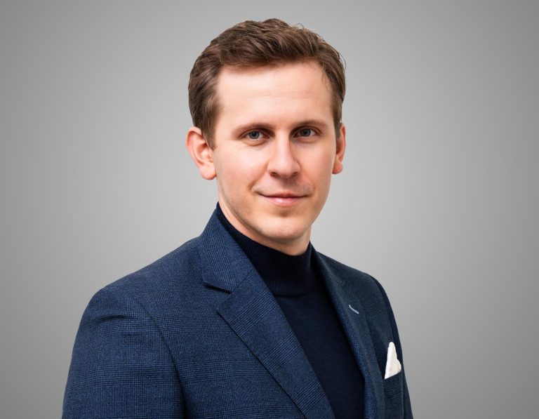 Professor Klisman Murati